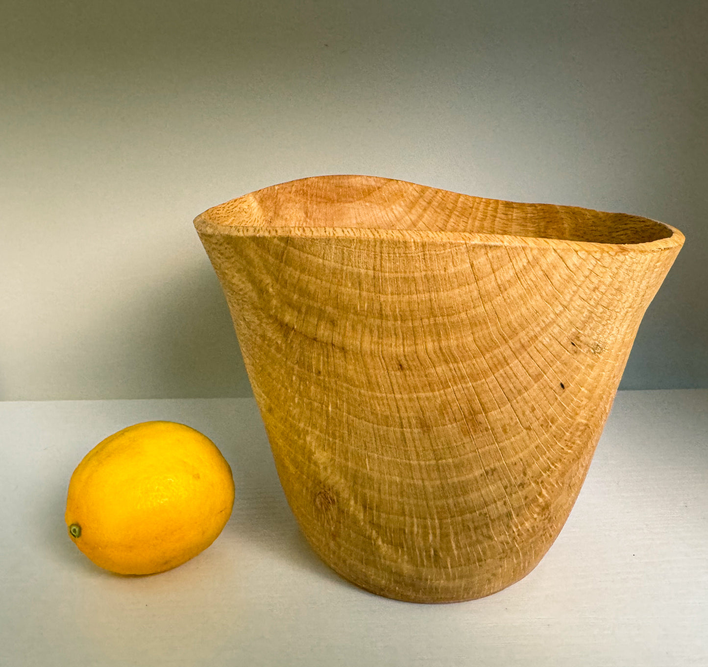 Oak Curvy Deep Bowl